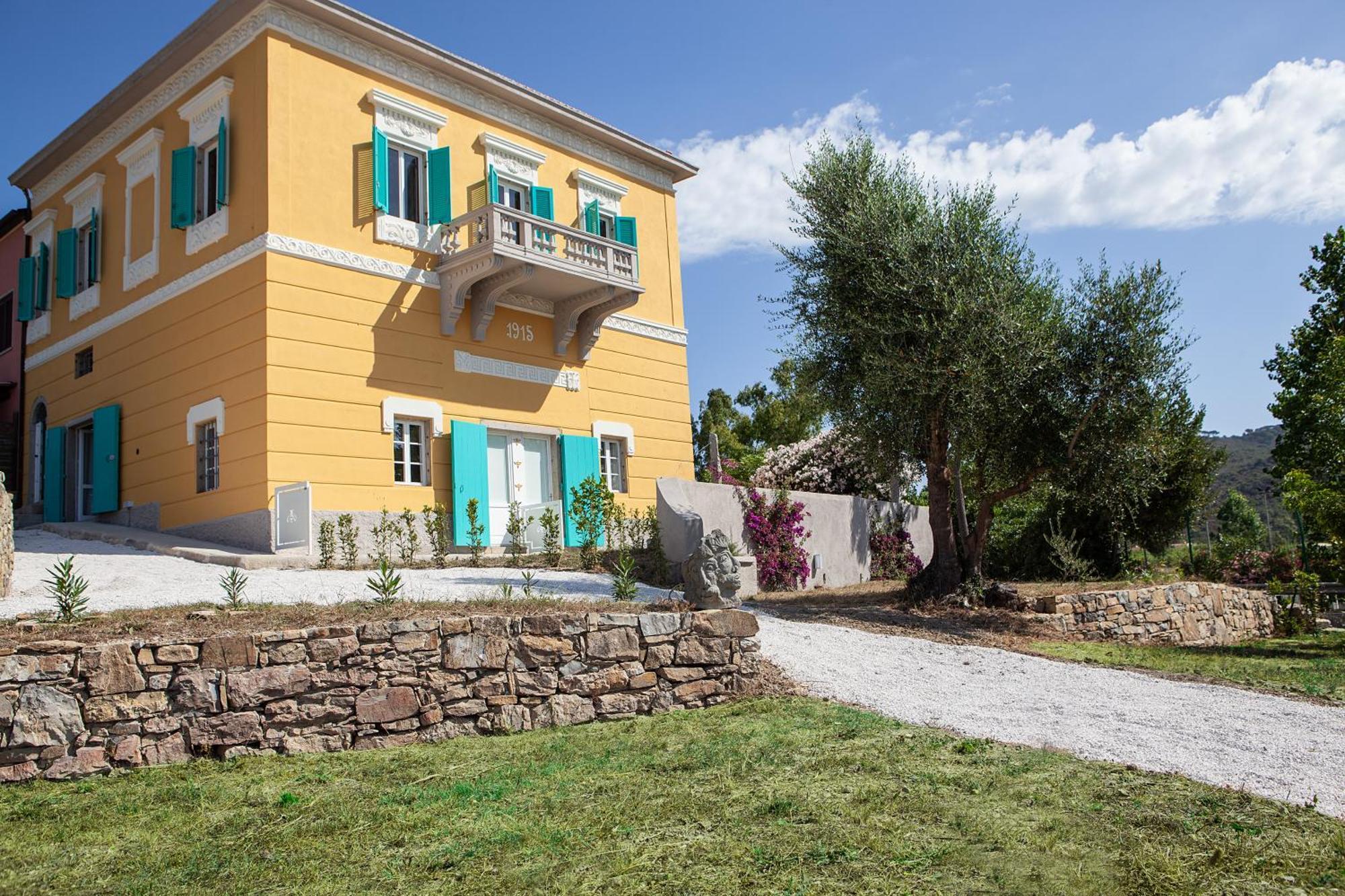 Villa Le Api Marina di Campo Luaran gambar