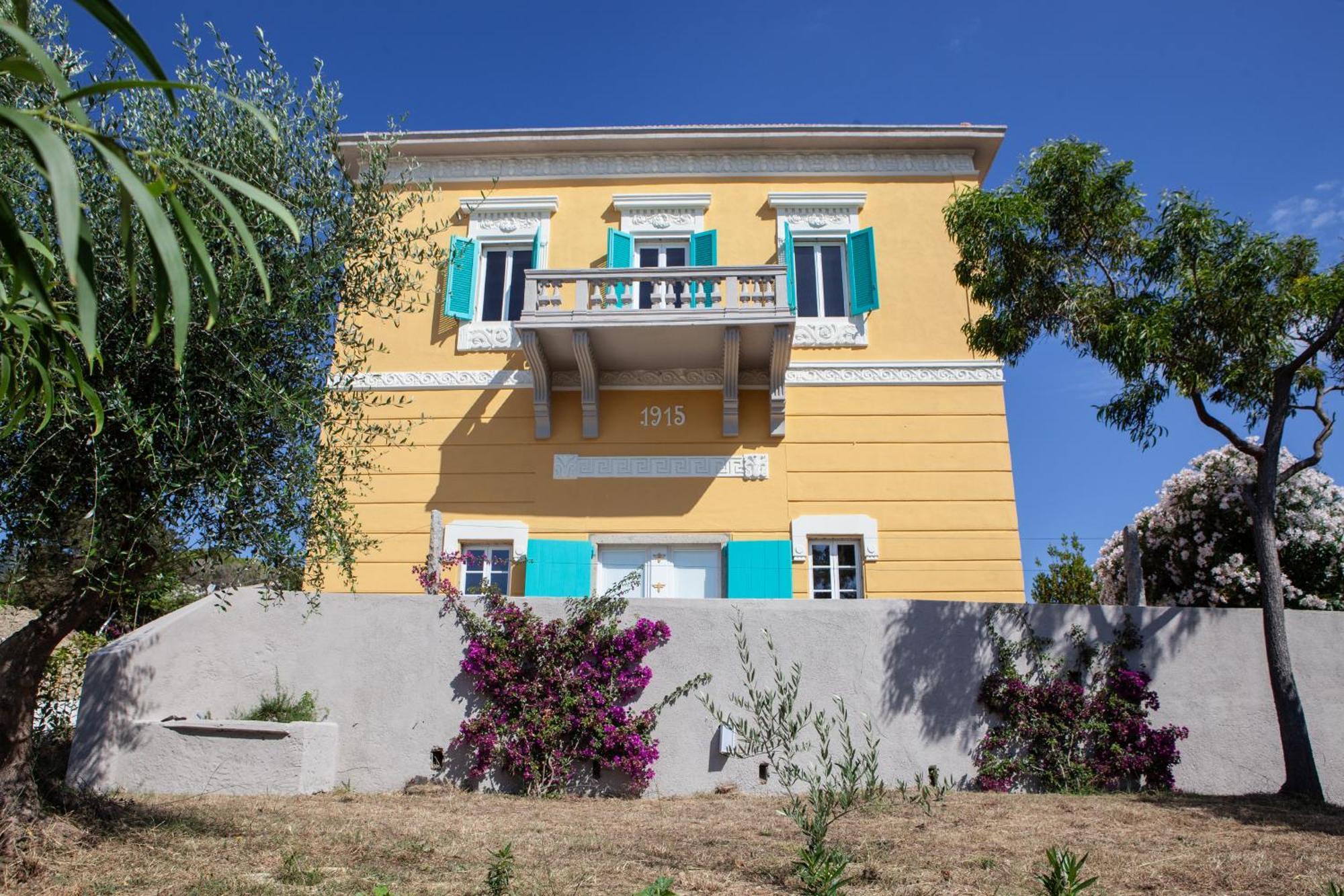 Villa Le Api Marina di Campo Luaran gambar